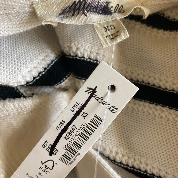 Madewell relaxed v- neck polo shirt in stripe - Picture 6 of 10